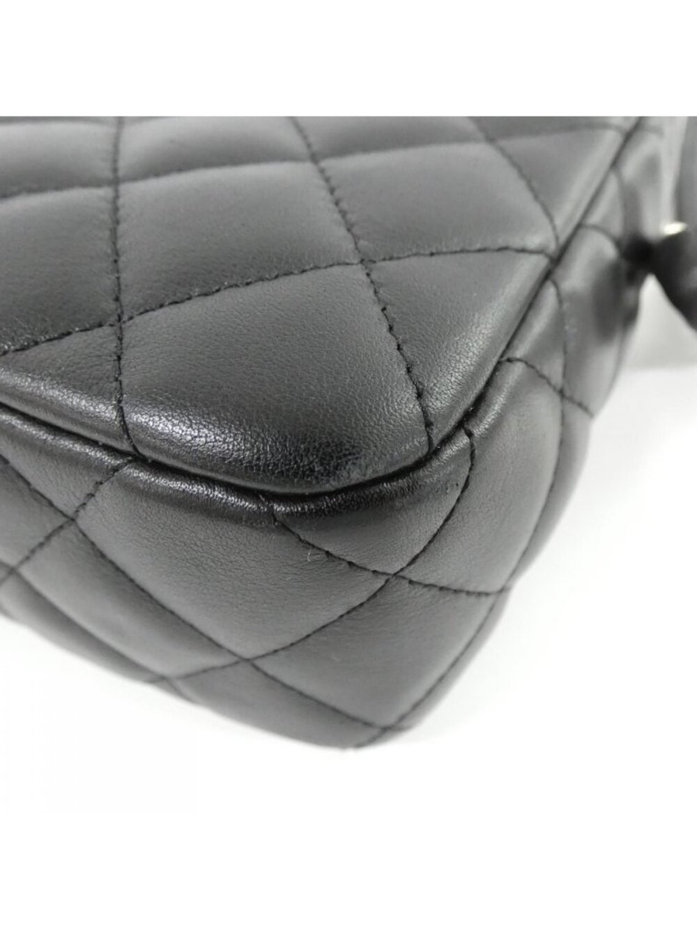 Chanel Cambon Line Shoulder - Picture 3 of 10